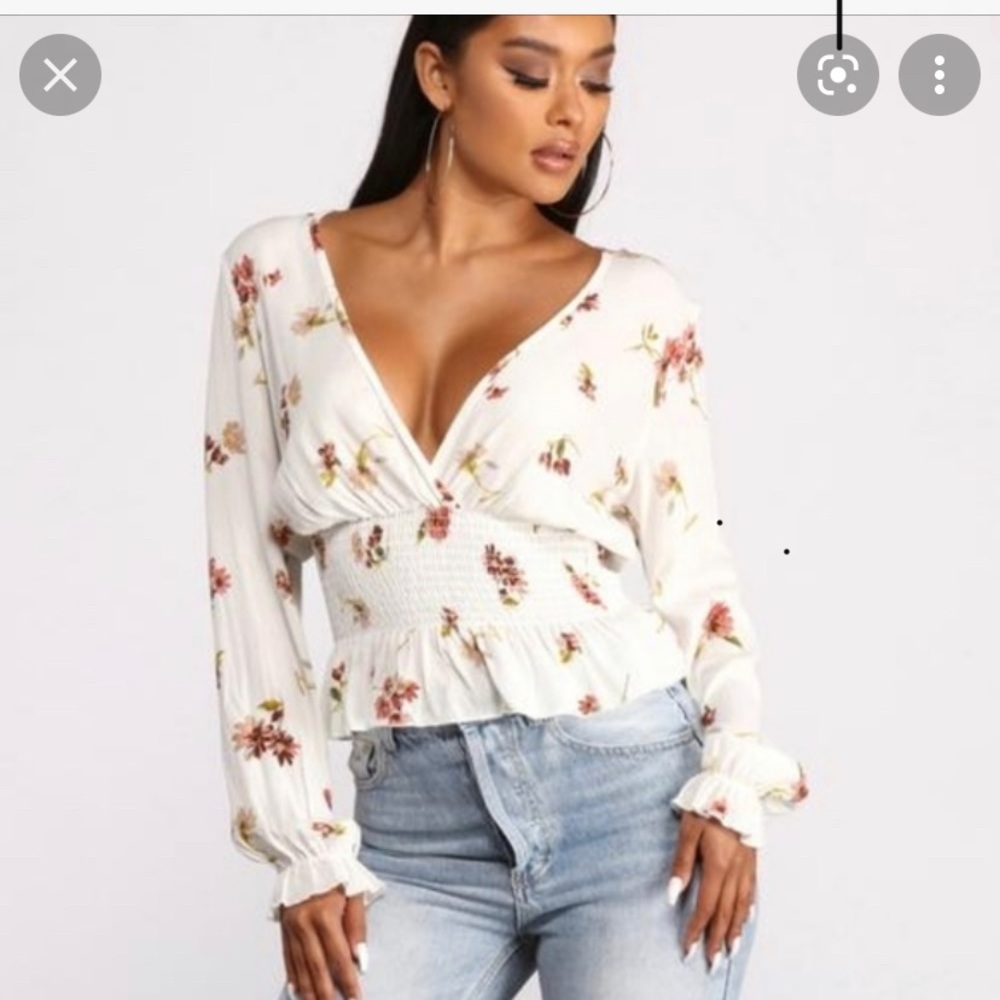 Ivory Floral long sleeve Shirt- Brand-Windsor- Size Medium